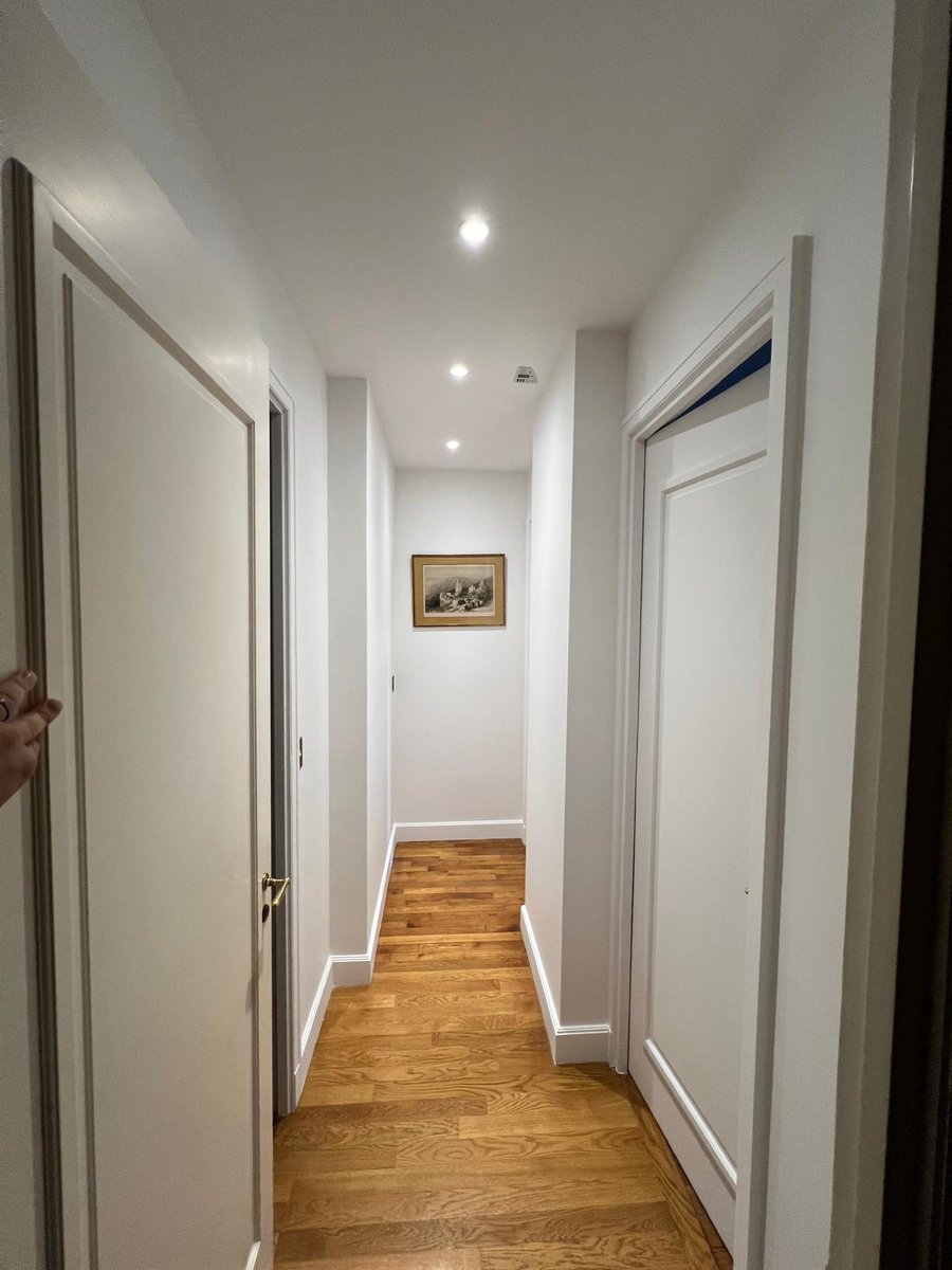 Cage d'escalier de copropriété rénovée